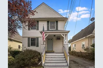 75 Maxwell Avenue #B, Oyster Bay, NY 11771 - Photo 1