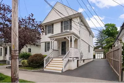 75 Maxwell Avenue #B, Oyster Bay, NY 11771 - Photo 1