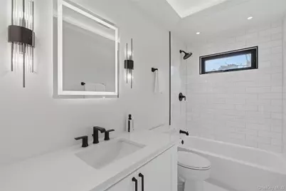 10 Tramposh Lane, Hampton Bays, NY 11946 - Photo 20