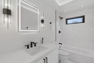 10 Tramposh Ln, Hampton Bays, NY 11946 - Photo 20