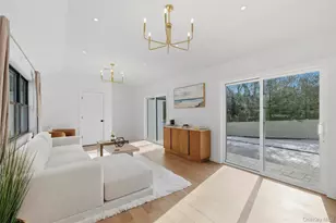 10 Tramposh Ln, Hampton Bays, NY 11946 - Photo 14