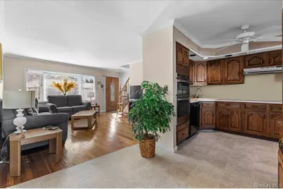 2621 Elderberry Road, North Bellmore, NY 11710 - Photo 10