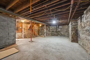 798 N Broadway, Yonkers, NY 10701 - Photo 16