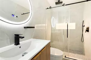 121 Ponquogue Ave, Hampton Bays, NY 11946 - Photo 20