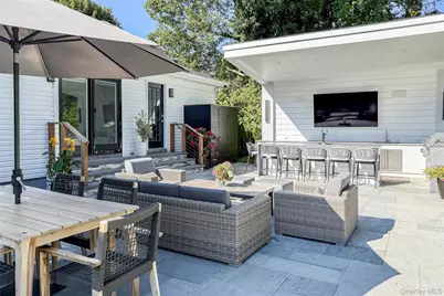 121 Ponquogue Avenue, Hampton Bays, NY 11946 - Photo 24