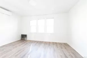 144-13 Lux Rd, Jamaica, NY 11435 - Photo 12