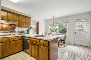 506 Oakwood Rd, Mamaroneck, NY 10543 - Photo 12