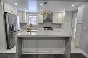 80-06 209th St, Hollis, NY 11427 - Photo 6