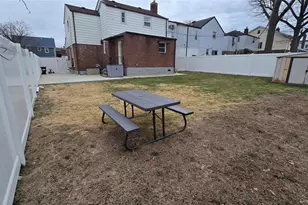 80-06 209th St, Hollis, NY 11427 - Photo 28