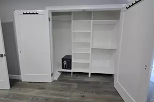 80-06 209th St, Hollis, NY 11427 - Photo 16