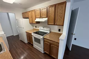 17 Village Park Dr, Fishkill, NY 12524 - Photo 6