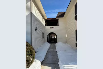 17 Village Park Drive #1D, Fishkill, NY 12524 - Photo 2