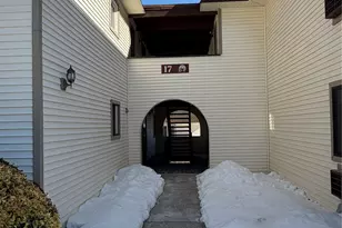 17 Village Park Dr, Fishkill, NY 12524 - Photo 2