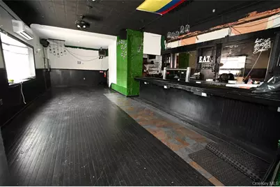 901 College Point Boulevard, College Point, NY 11356 - Photo 4