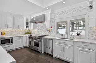 11 Juneau Blvd, Woodbury, NY 11797 - Photo 16