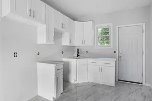 2040 Washington Ave, Bronx, NY 10457 - Photo 10