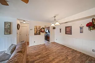 42 Monet Ct, Middle Island, NY 11953 - Photo 10