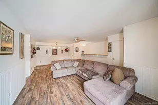 42 Monet Ct, Middle Island, NY 11953 - Photo 8