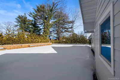 1 Strawberry Lane, Roslyn Heights, NY 11577 - Photo 38