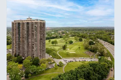 269-10 Grand Central Parkway #19K, Floral Park, NY 11005 - Photo 2