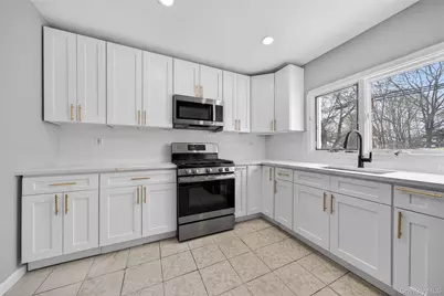 68 Champlain Street, Port Jefferson Station, NY 11776 - Photo 6