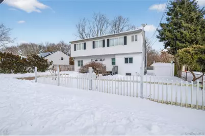 68 Champlain Street, Port Jefferson Station, NY 11776 - Photo 44