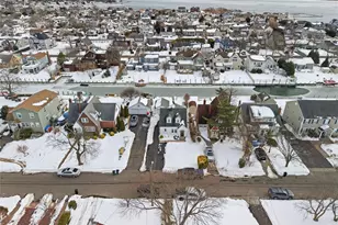 64 Stuart Ave, Amityville, NY 11701 - Photo 34