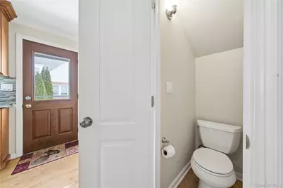 64 Stuart Avenue, Amityville, NY 11701 - Photo 24