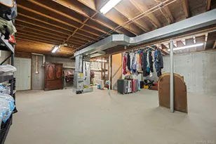 475 Old Country Rd, Huntington Station, NY 11746 - Photo 24