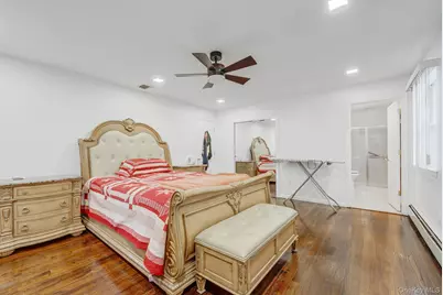 475 Old Country Road, Huntington Station, NY 11746 - Photo 18