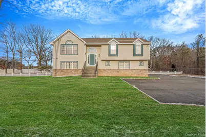 475 Old Country Road, Huntington Station, NY 11746 - Photo 1