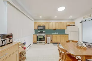 475 Old Country Rd, Huntington Station, NY 11746 - Photo 10