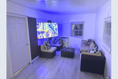 525 Riverleigh Ave #C7, Riverhead, NY 11901 - Photo 10