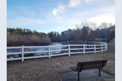 525 Riverleigh Ave #C7, Riverhead, NY 11901 - Photo 20