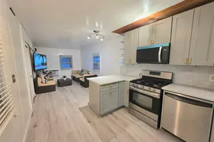 525 Riverleigh Ave, Riverhead, NY 11901 - Photo 4