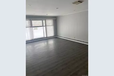 3134 Ward Lane, Wantagh, NY 11793 - Photo 6