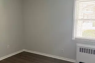 3134 Ward Ln, Wantagh, NY 11793 - Photo 8