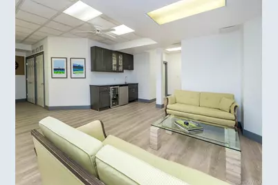 18 Harriman Drive, Port Washington, NY 11050 - Photo 36