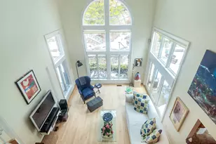 18 Harriman Dr, Port Washington, NY 11050 - Photo 12