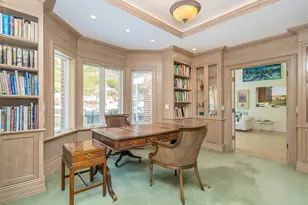 18 Harriman Dr, Port Washington, NY 11050 - Photo 10