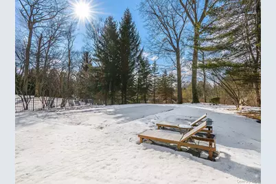 18 Harriman Drive, Port Washington, NY 11050 - Photo 42