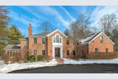 18 Harriman Drive, Port Washington, NY 11050 - Photo 1