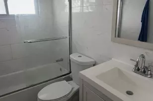 49 Spindle Rd, Hicksville, NY 11801 - Photo 4