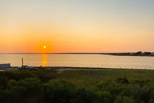 274 Dune Rd, Westhampton Beach, NY 11978 - Photo 2