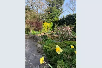 50 Atlantic Avenue, East Islip, NY 11730 - Photo 22