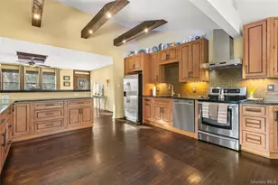 50 Atlantic Ave, East Islip, NY 11730 - Photo 8