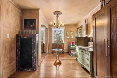 50 Atlantic Avenue, East Islip, NY 11730 - Photo 14