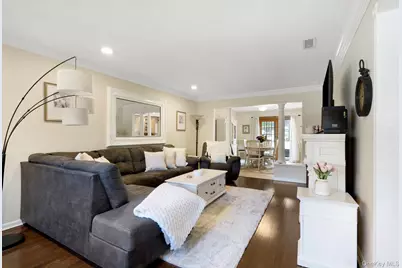 36 Blue Point Road E, Holtsville, NY 11742 - Photo 6