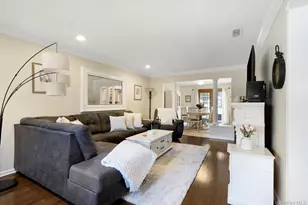 36 Blue Point Rd E, Holtsville, NY 11742 - Photo 6