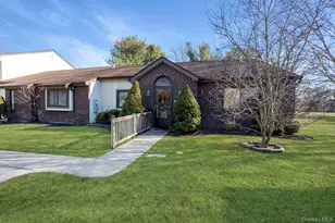 36 Blue Point Rd E, Holtsville, NY 11742 - Photo 2